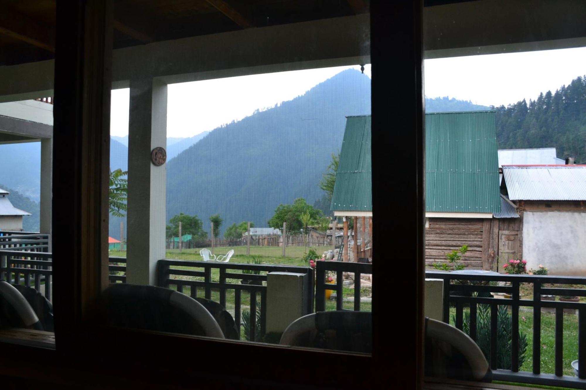 West End Lodges Neelum エクステリア 写真