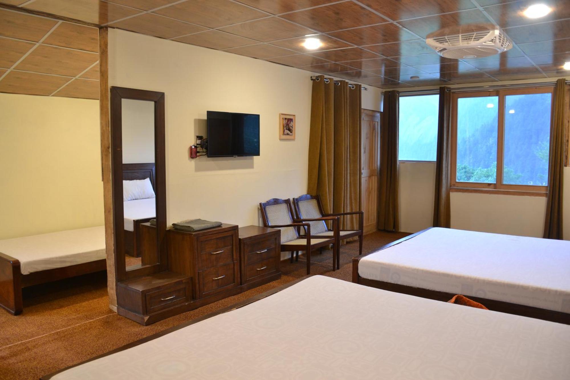 West End Lodges Neelum エクステリア 写真